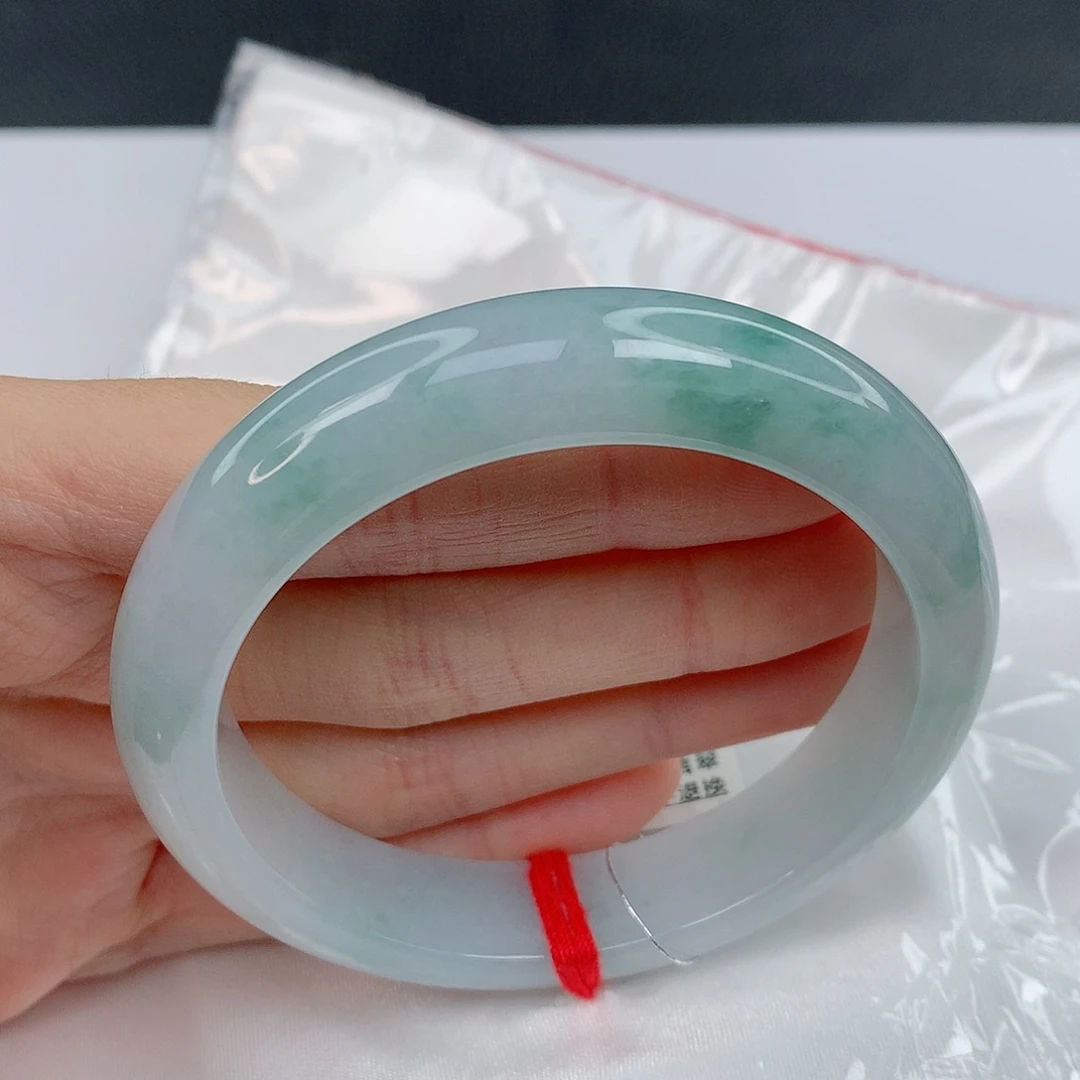 翡翠手镯未镶嵌57.7正圈