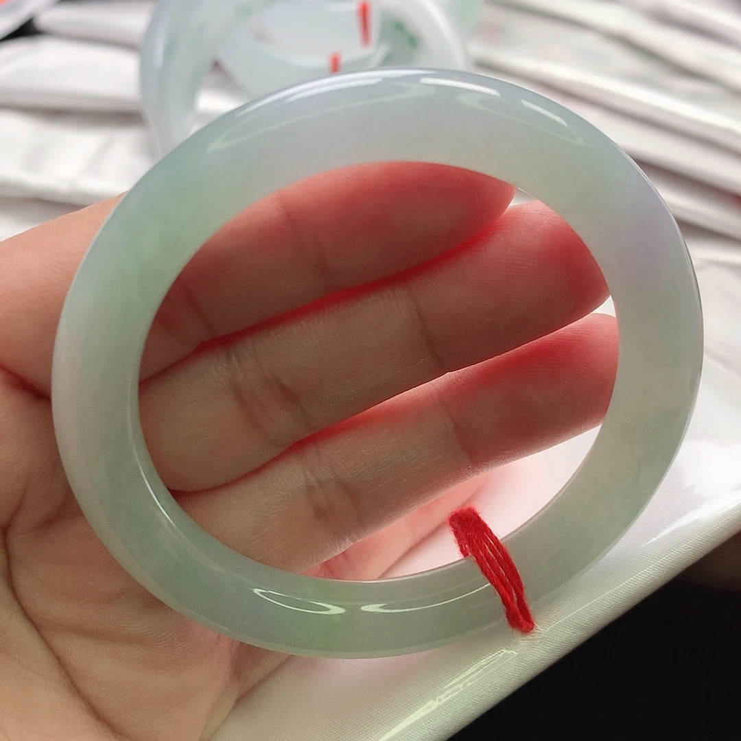 翡翠未镶嵌手镯缅甸51.52