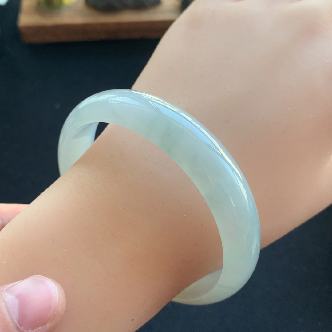 翡翠未镶嵌手镯16号58正