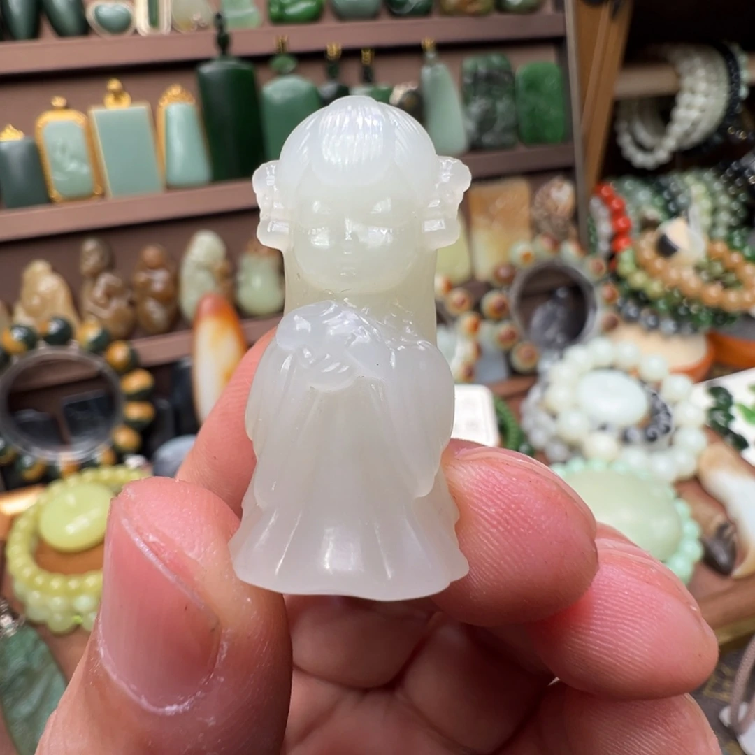 和田玉未镶嵌颈饰青海老坑冰油底小仙女