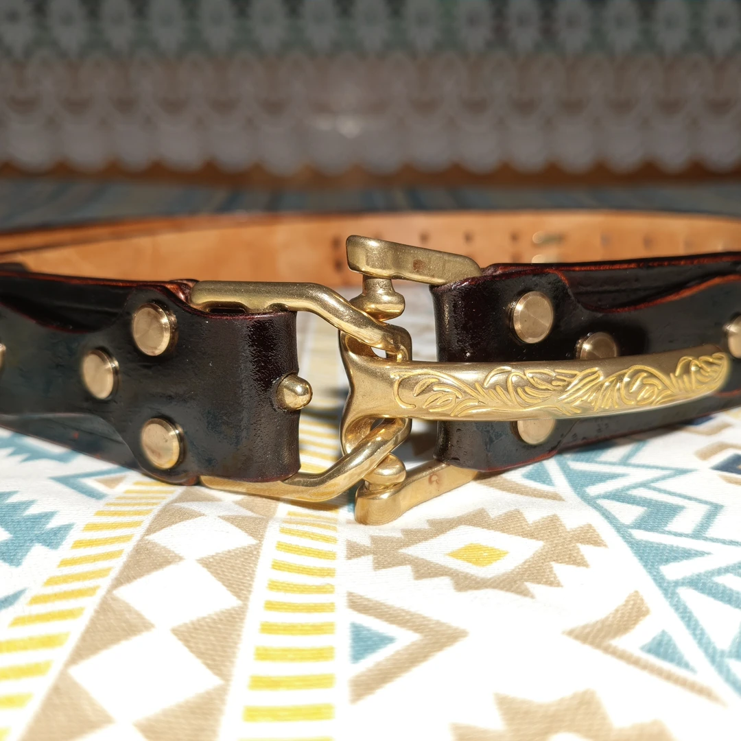 百搭风光面带雕刻利特尔顿骑兵快拆扣头腰带