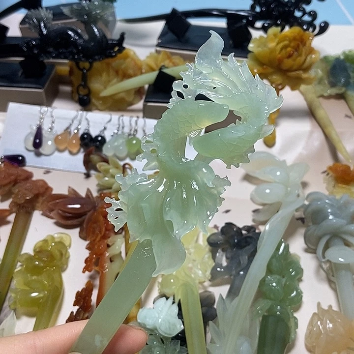 深***水蛇纹石玉合金发簪