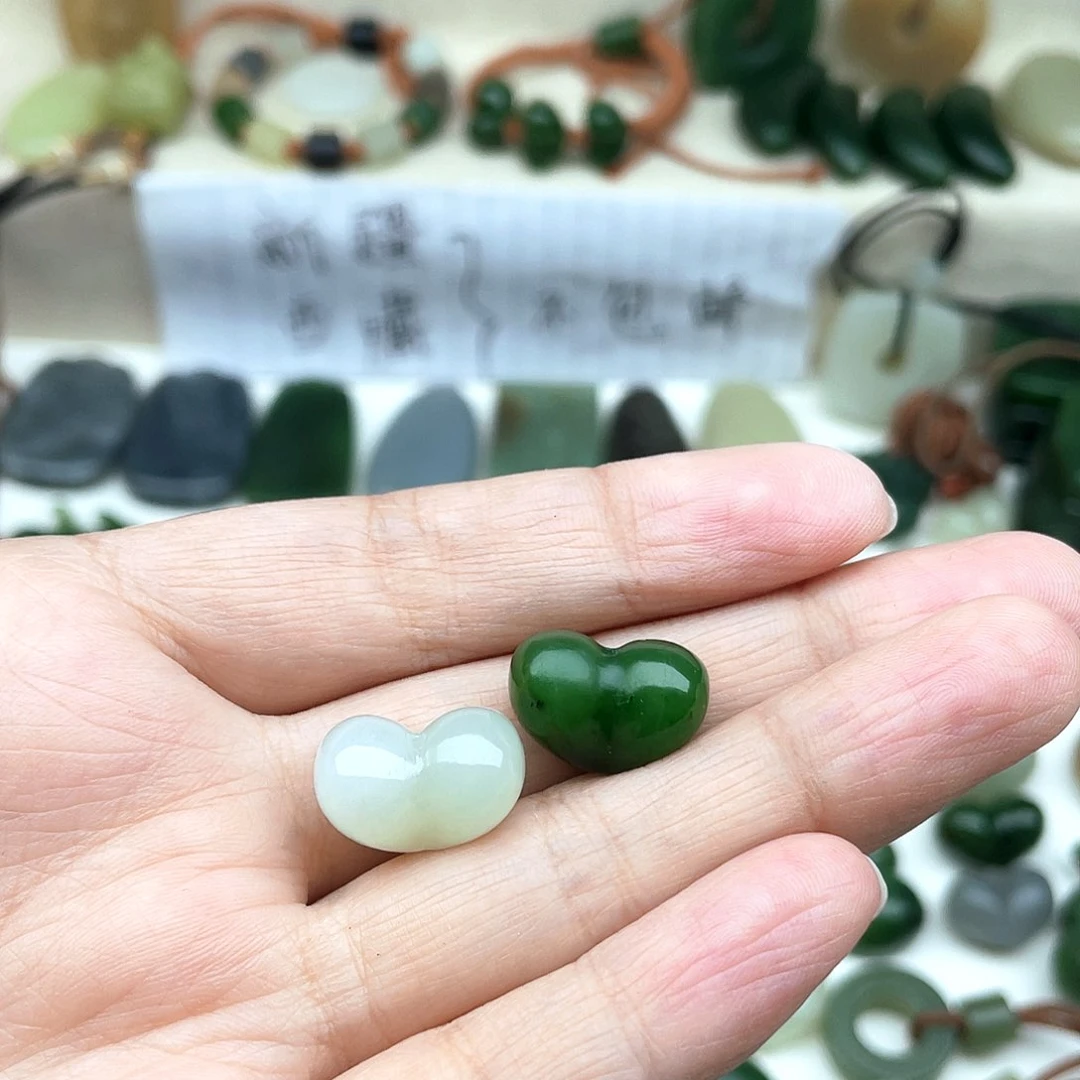 颈饰未镶嵌和田玉S****慧