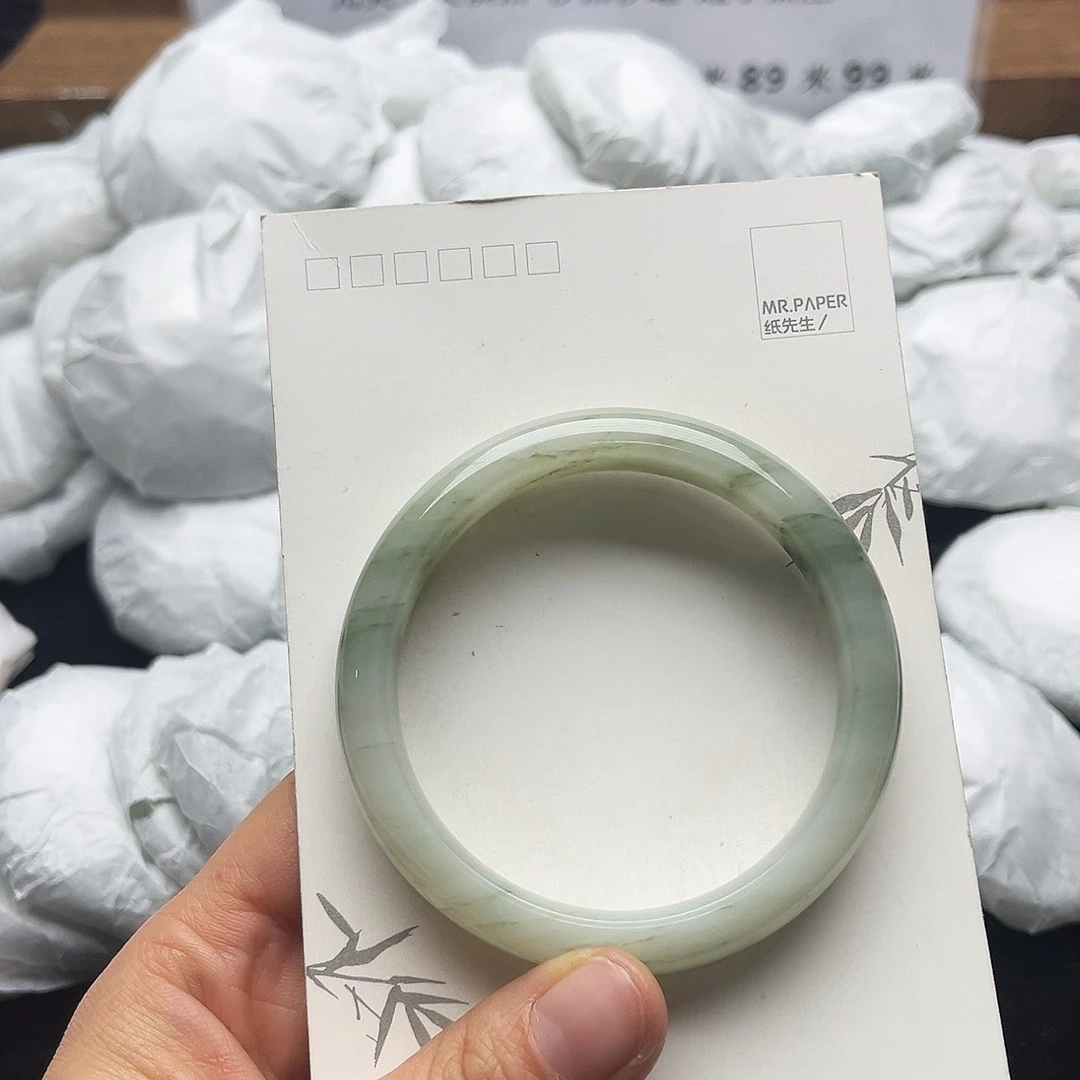 未镶嵌手镯石英质玉3