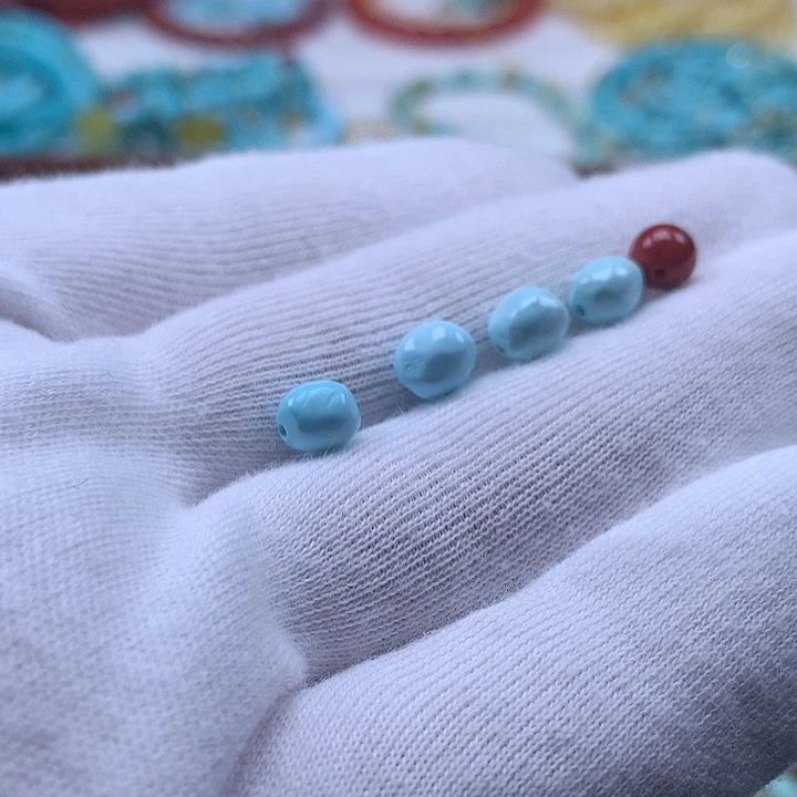 南红玛瑙未镶嵌珠宝奇石