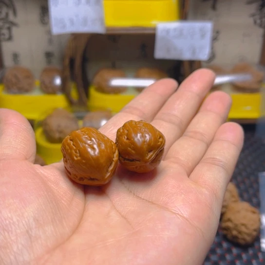 吊坠文玩核桃小海豚