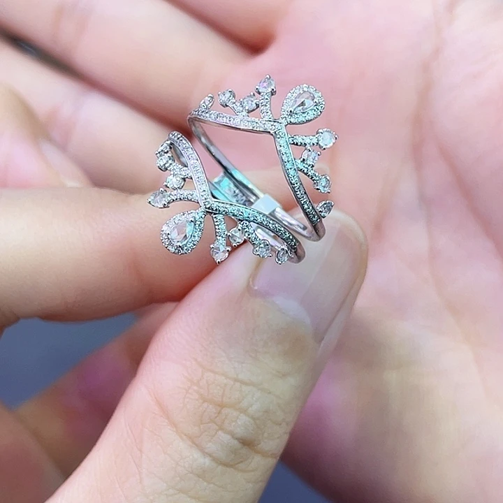 戒指/指环钻石18K金镶嵌护戒