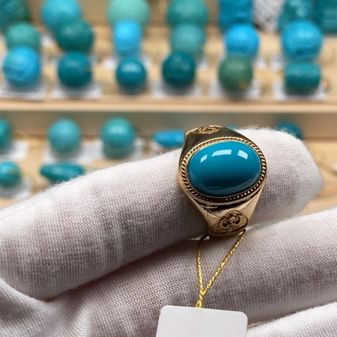 绿松石未镶嵌精品原矿高瓷绿松石