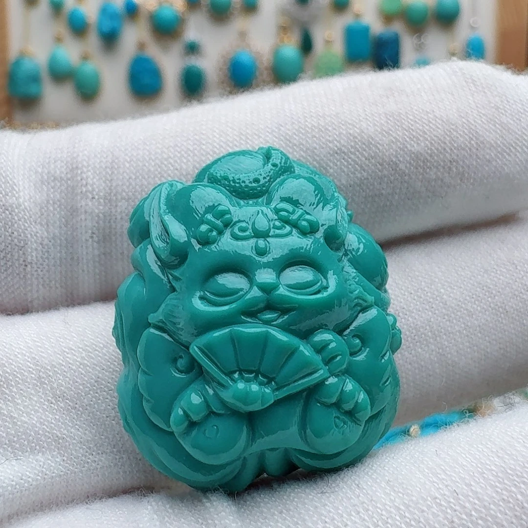 绿松石未镶嵌颈饰