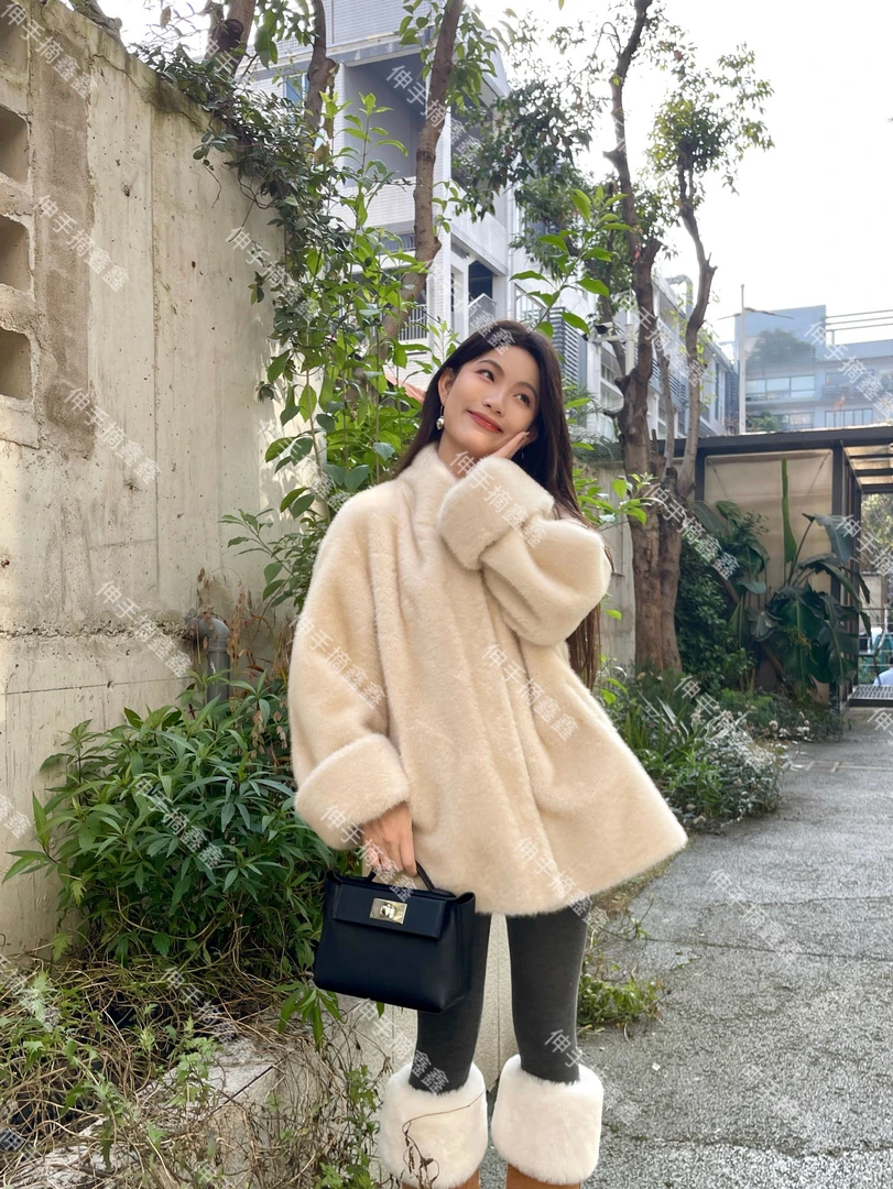 软糯乖巧双色渐变中古风挽袖简约立领短外套秋冬设计师达人韩版