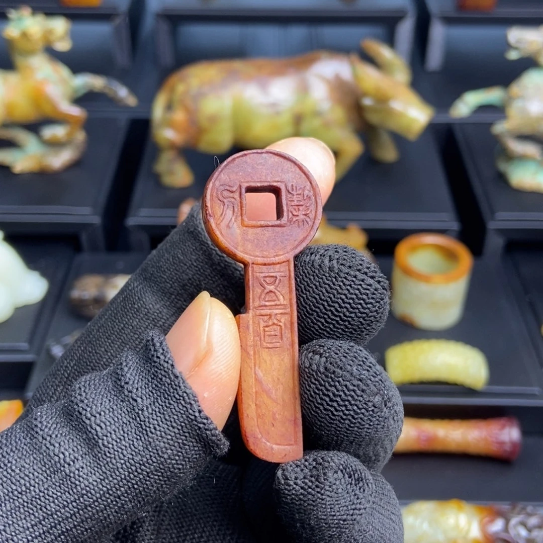 和田玉（糖玉）未镶嵌挂件