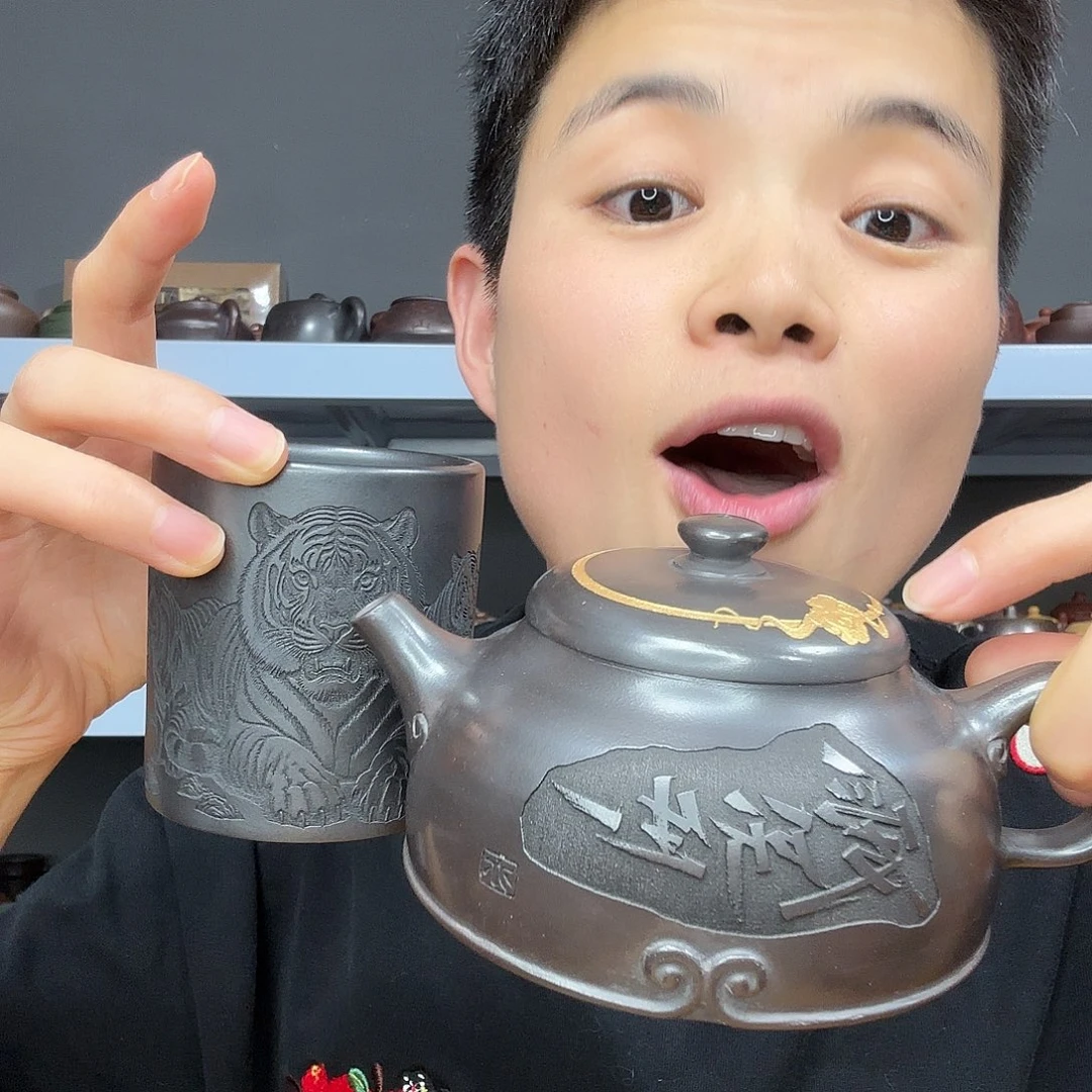茶壶底槽青民间手艺人全手工制作