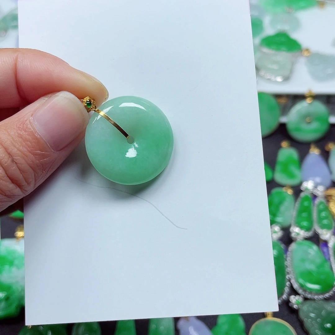 吊坠(不含链)18K金镶嵌翡翠