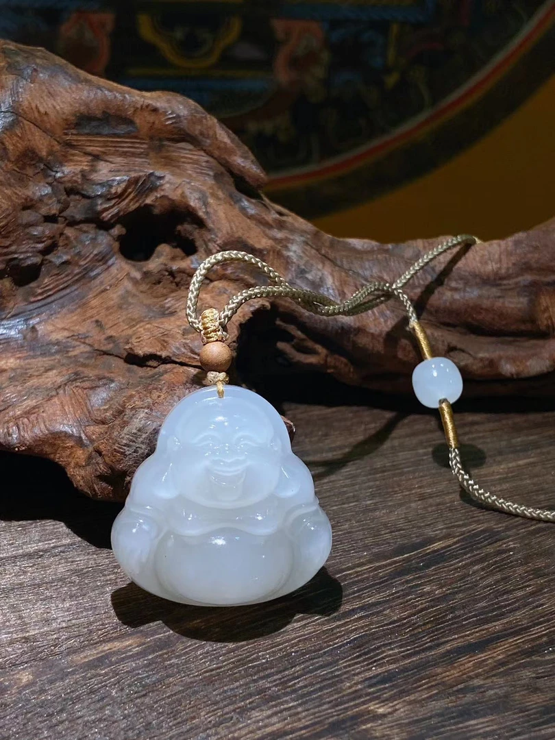 c471 和田玉浅色冰猫藕粉佛公