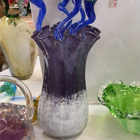 琉璃花瓶高31厘米口径15厘米