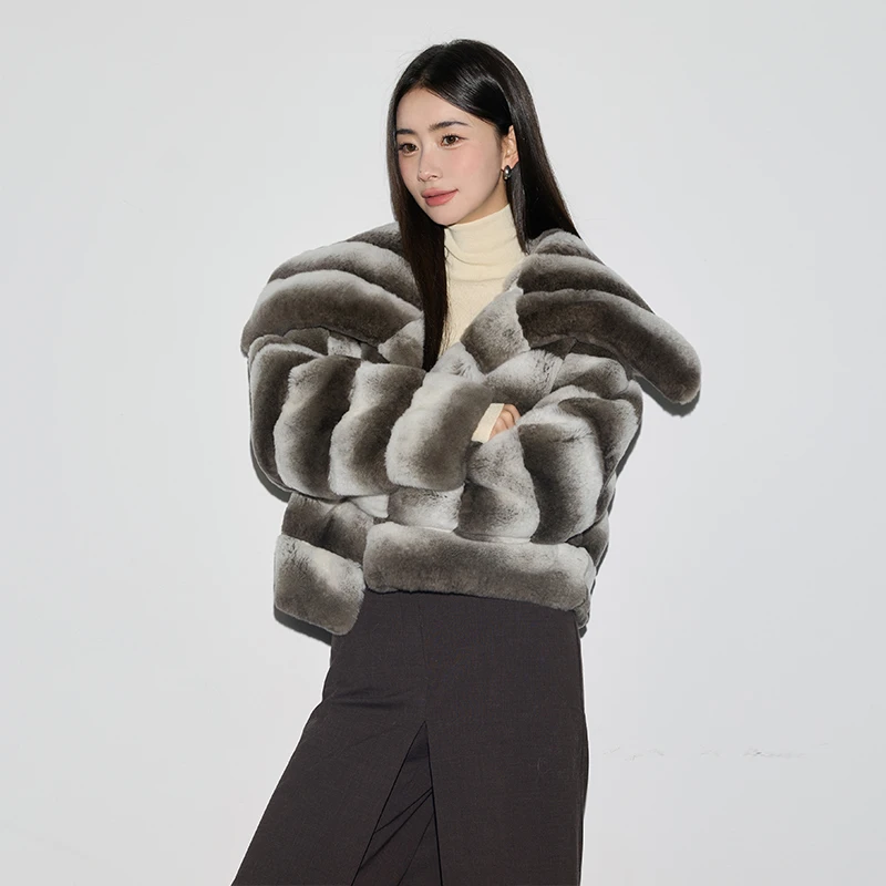 北欧极光2025秋冬新款进口獭兔毛皮草外套女短款大衣25187