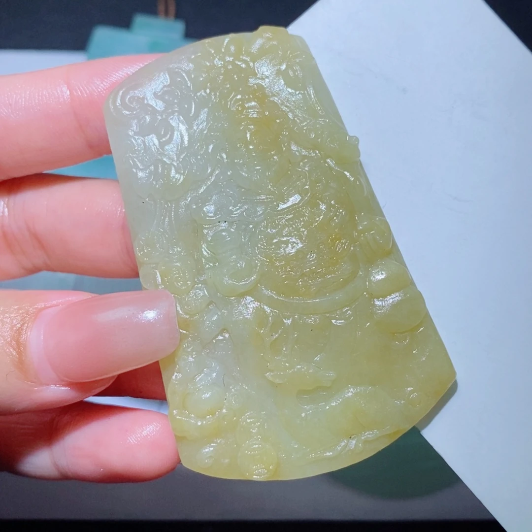 未镶嵌吊坠定制翡翠