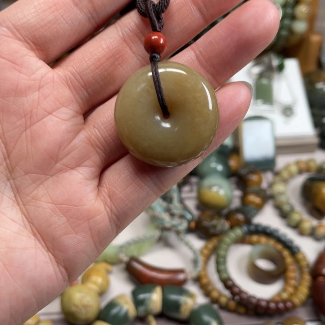 【闪购商品】岫岩老玉（透闪石质玉）挂件未镶嵌