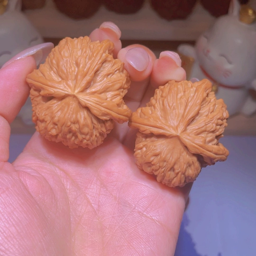 文玩核桃把件白狮子人丁兴旺