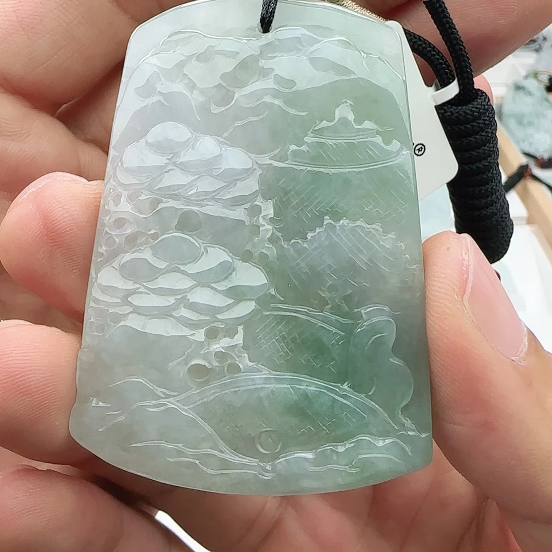 人***忠翡翠未镶嵌颈饰翡翠