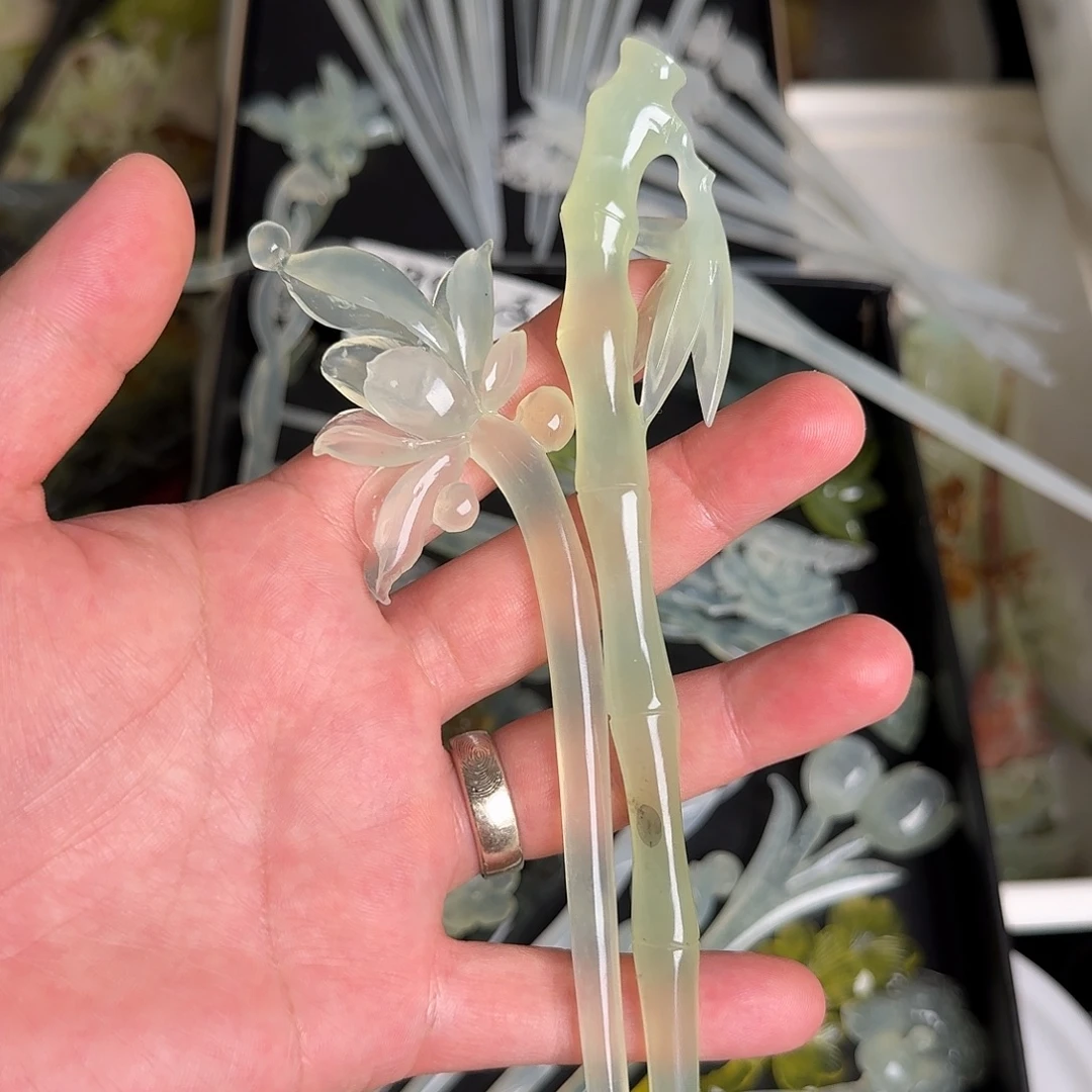 尊***喵蛇纹石玉未镶嵌发饰