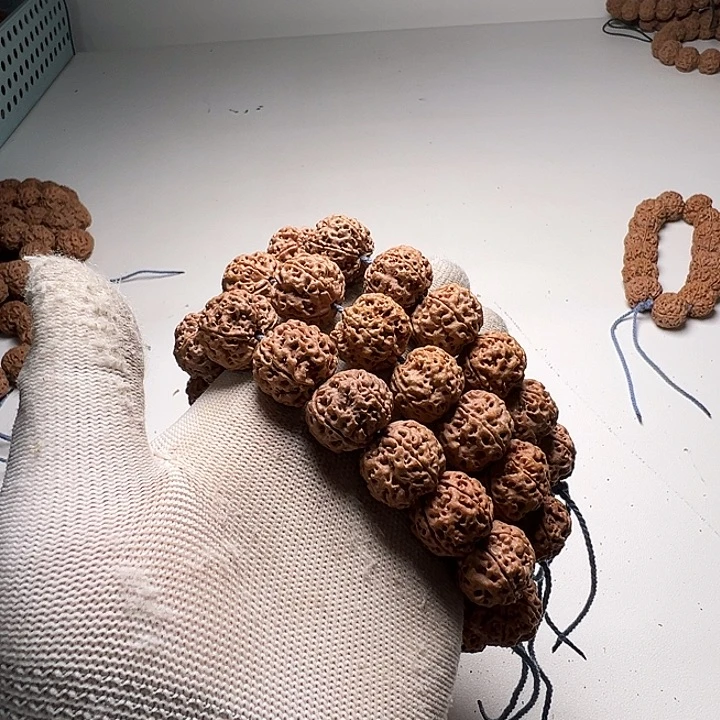 金刚菩提吊坠19红皮蜂王