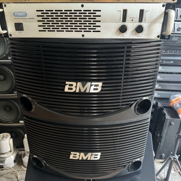 8新  BMB10寸卡包音响1对➕功放1台（不包邮）保修1个月
