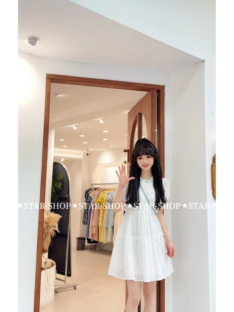 ｛小白裙｝夏 蓝珠珠领口 木耳显瘦连衣裙