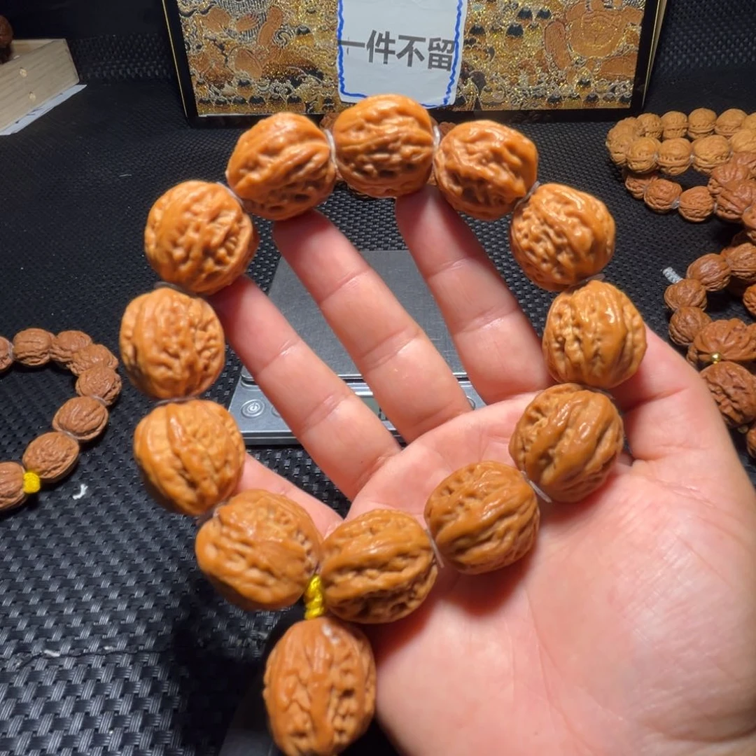 ʜ****文玩核桃吊坠肉筋京八棱21➕