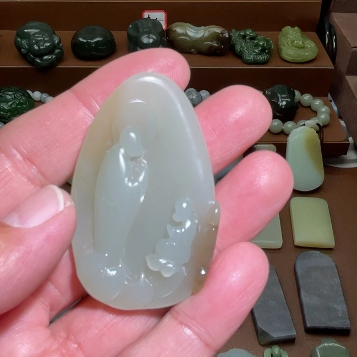 和田玉未镶嵌颈饰