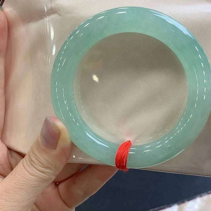 旁***.翡翠未镶嵌手镯54圆条