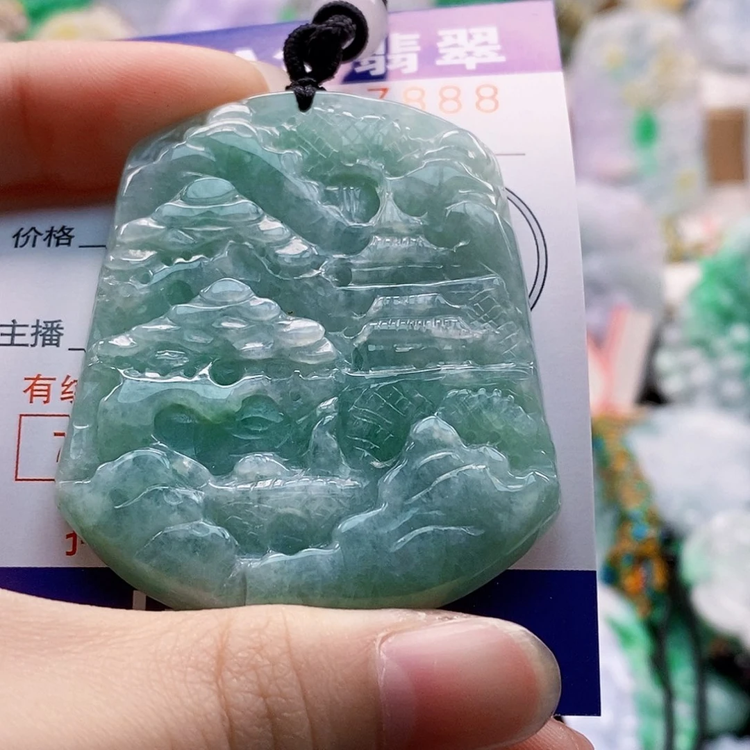 吊坠(不含链)未镶嵌翡翠