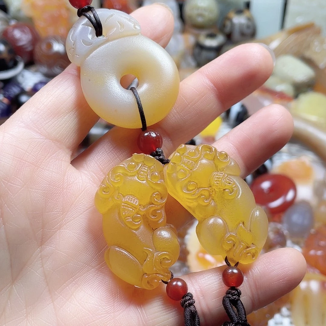 玛瑙/玉髓挂件未镶嵌