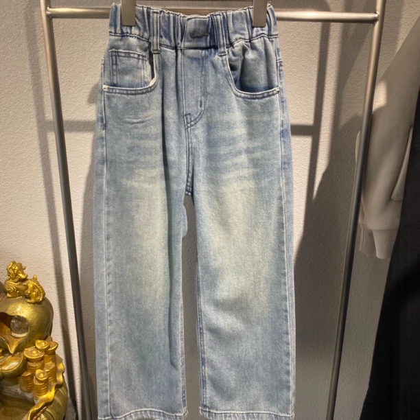 7010儿童牛仔直筒裤