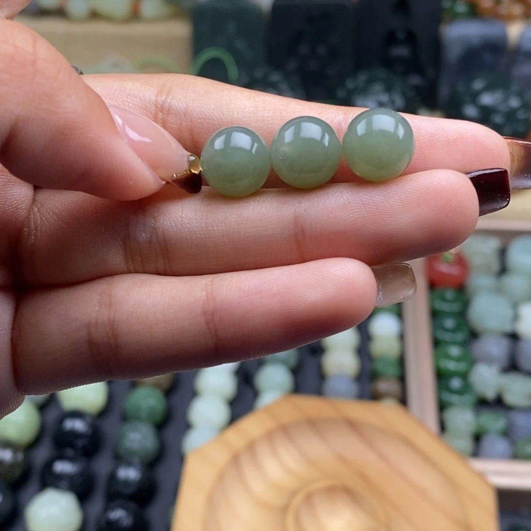 未镶嵌和田玉珠宝半成品