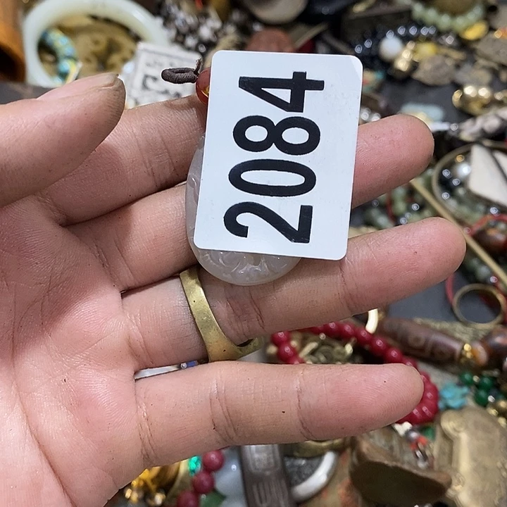 张**?光明正大的时候我们2084