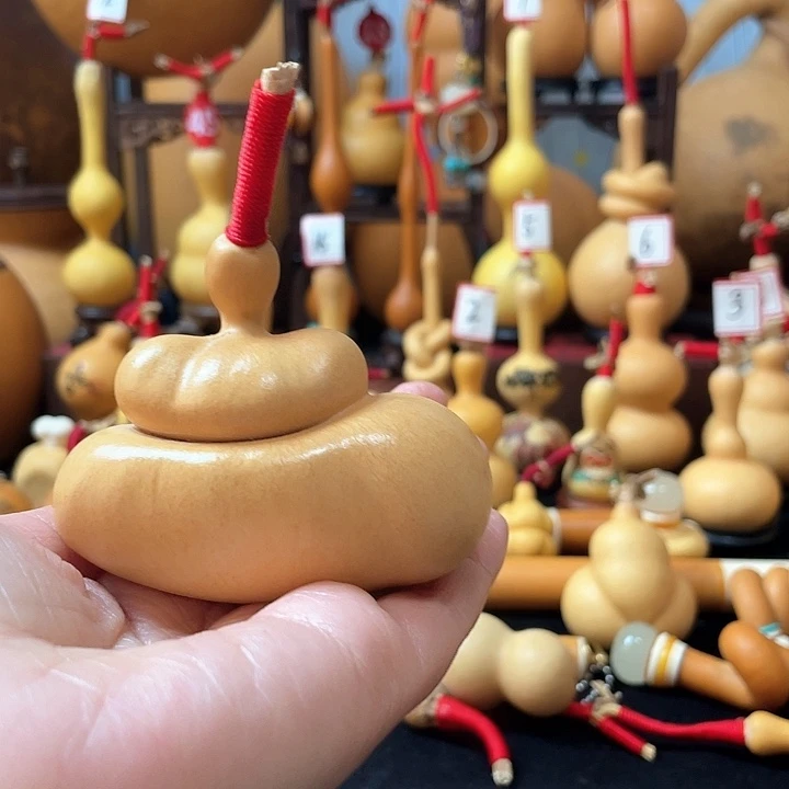 奥****8葫芦岛市、去往别人家走