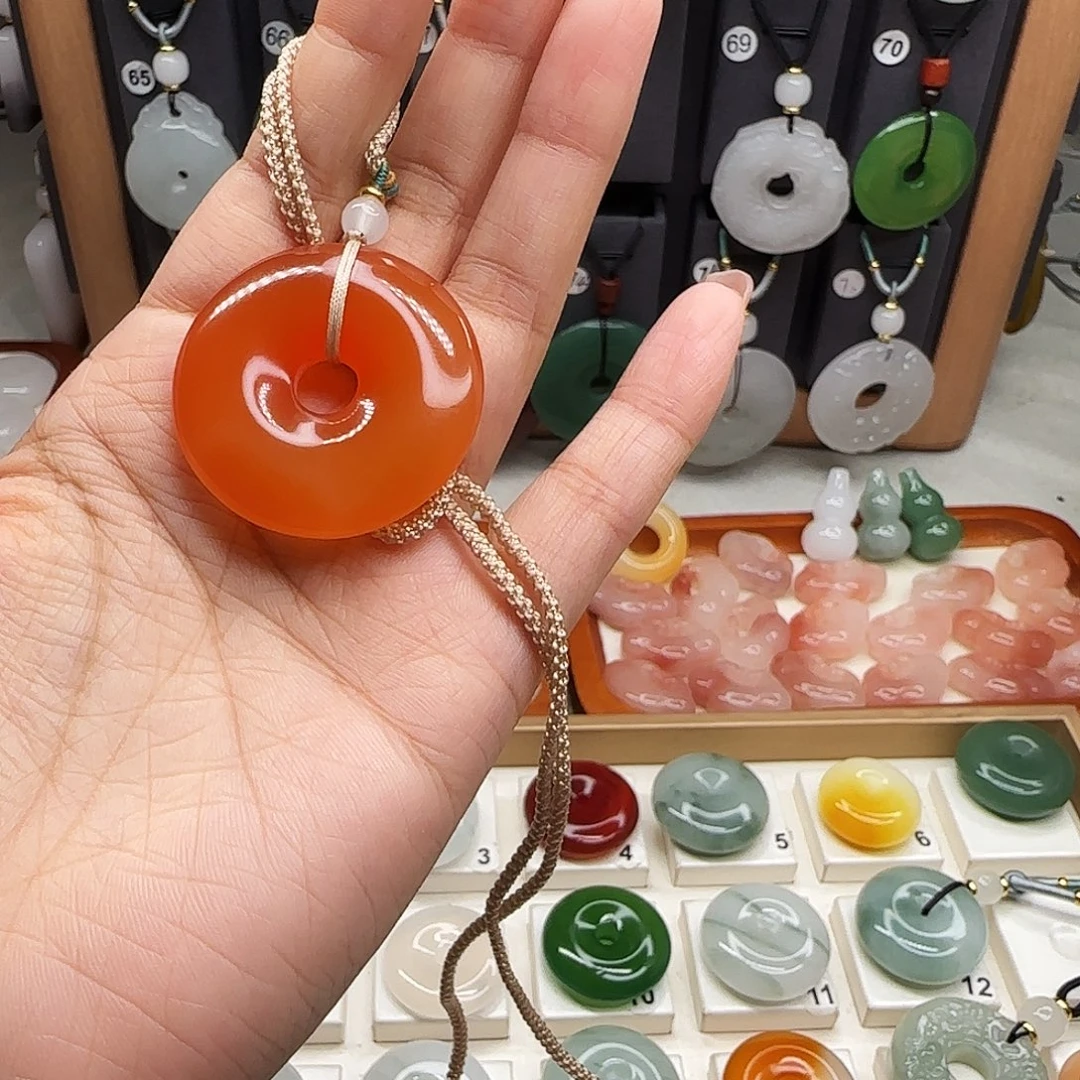 *****未镶嵌颈饰玛瑙/玉髓
