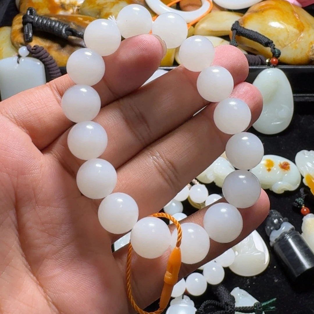 @***海和田玉未镶嵌颈饰