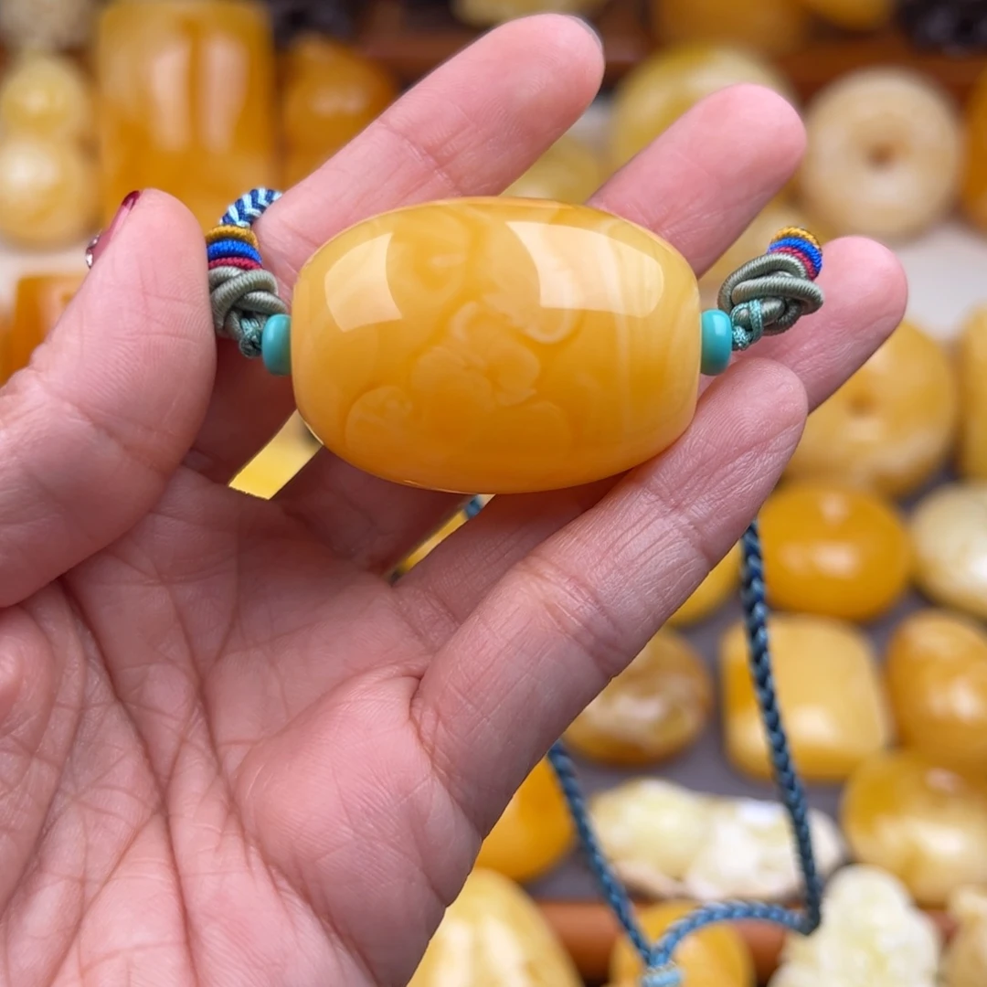 琥珀颈饰未镶嵌纯天然琥珀蜜蜡无优化