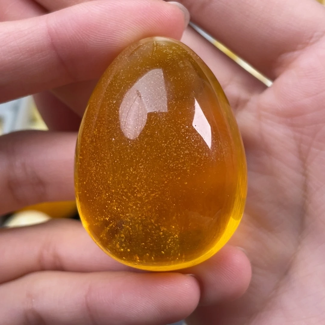 蜜蜡未镶嵌珠宝奇石