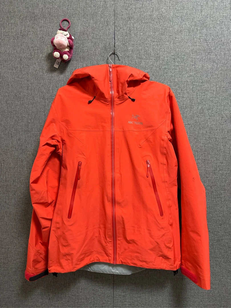 95新 ARC'TERYX/始祖鸟 m码/beta lt 菲诺橙 冲锋衣/r824
