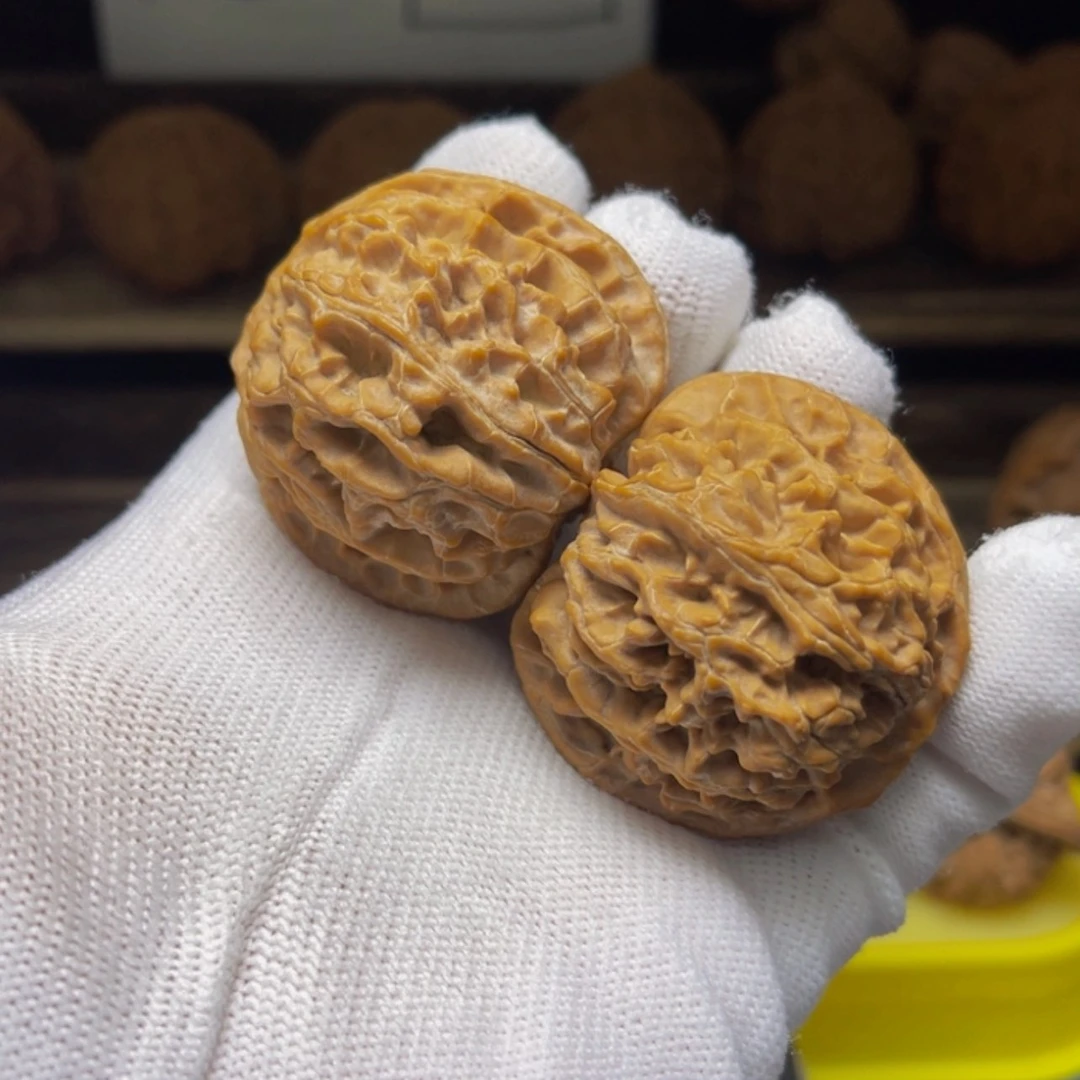 【闪购商品】核桃把件43尺寸苹果园