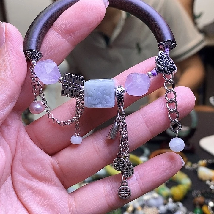 爱***萌翡翠未镶嵌颈饰68