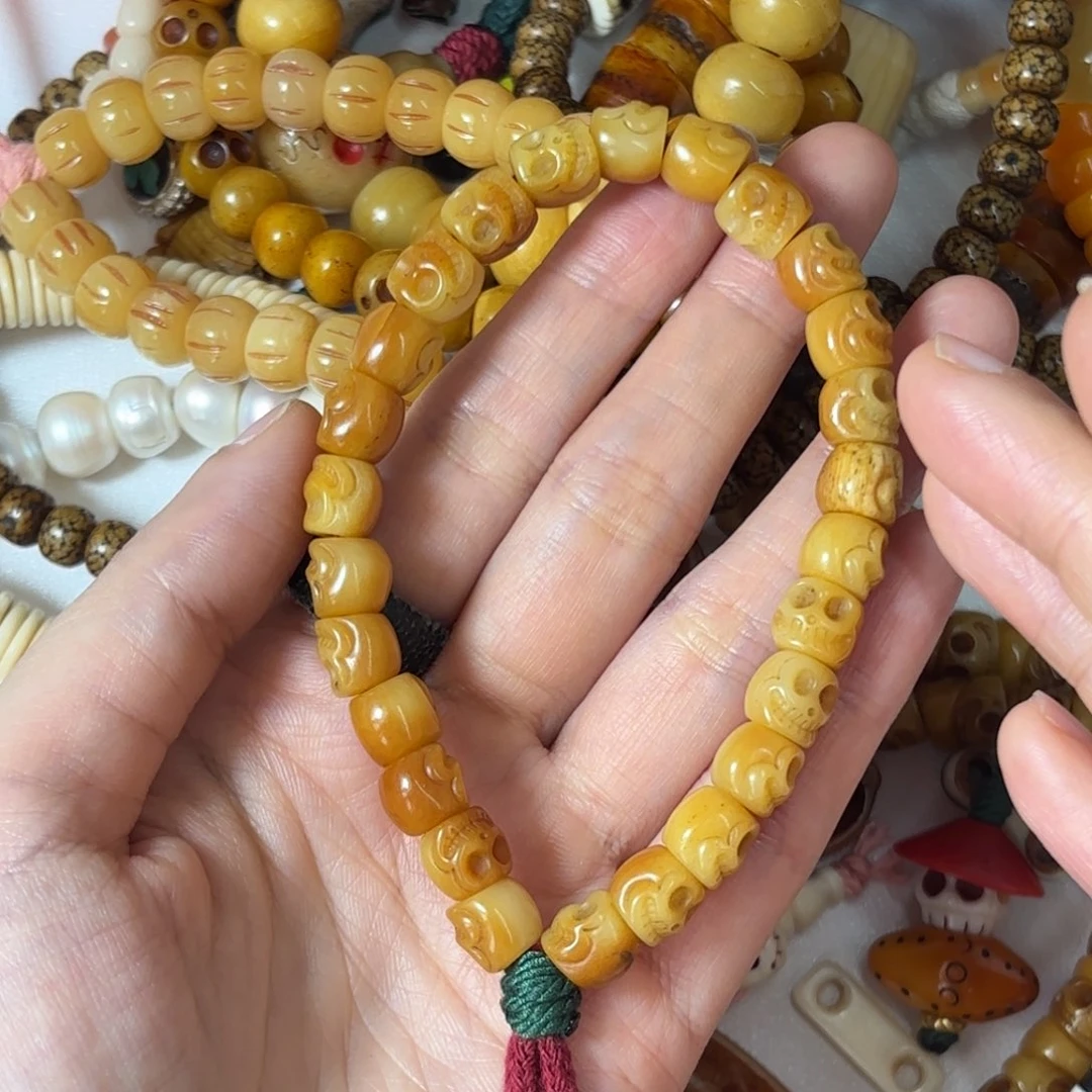 只买单纯的吊坠，没带链子，属的性质。无