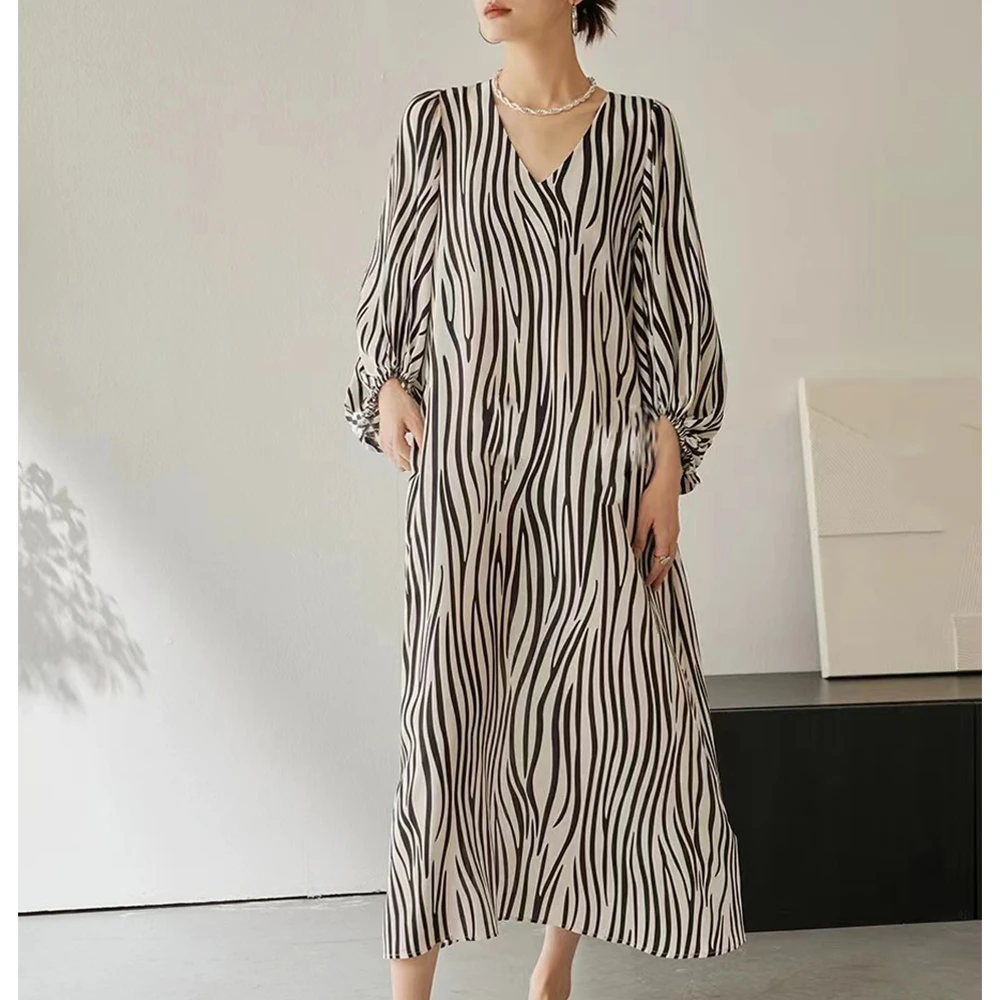 【宸慕】时尚气质休闲斑马纹桑蚕丝连衣裙25572