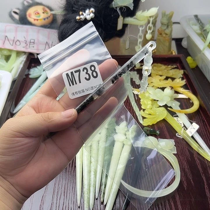 合金蛇纹石玉发饰舍*迦