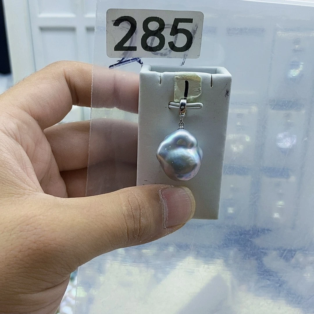 淡水珍珠合金颈饰