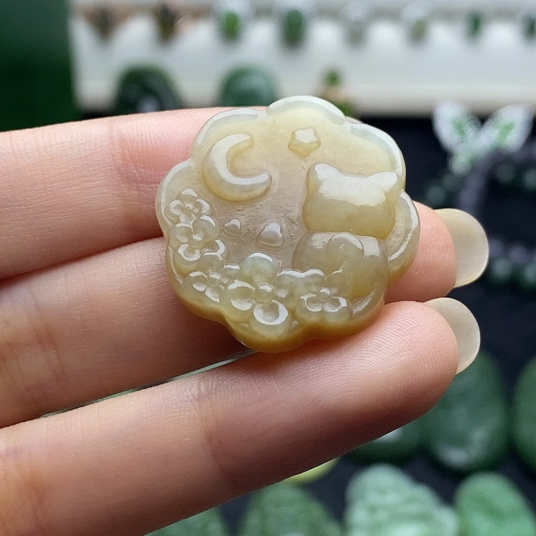 和田玉（糖玉）未镶嵌颈饰