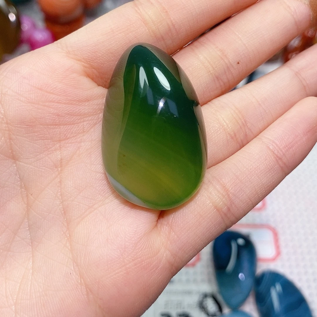 小***3玛瑙/玉髓未镶嵌珠宝奇石